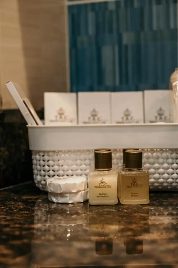 Jakuzili Standart Oda 8